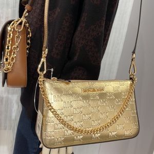 Michael Kors 35F2GTVU6M Jet Set Travel Md Zip Pouchette Leather Bag In Pale Gold